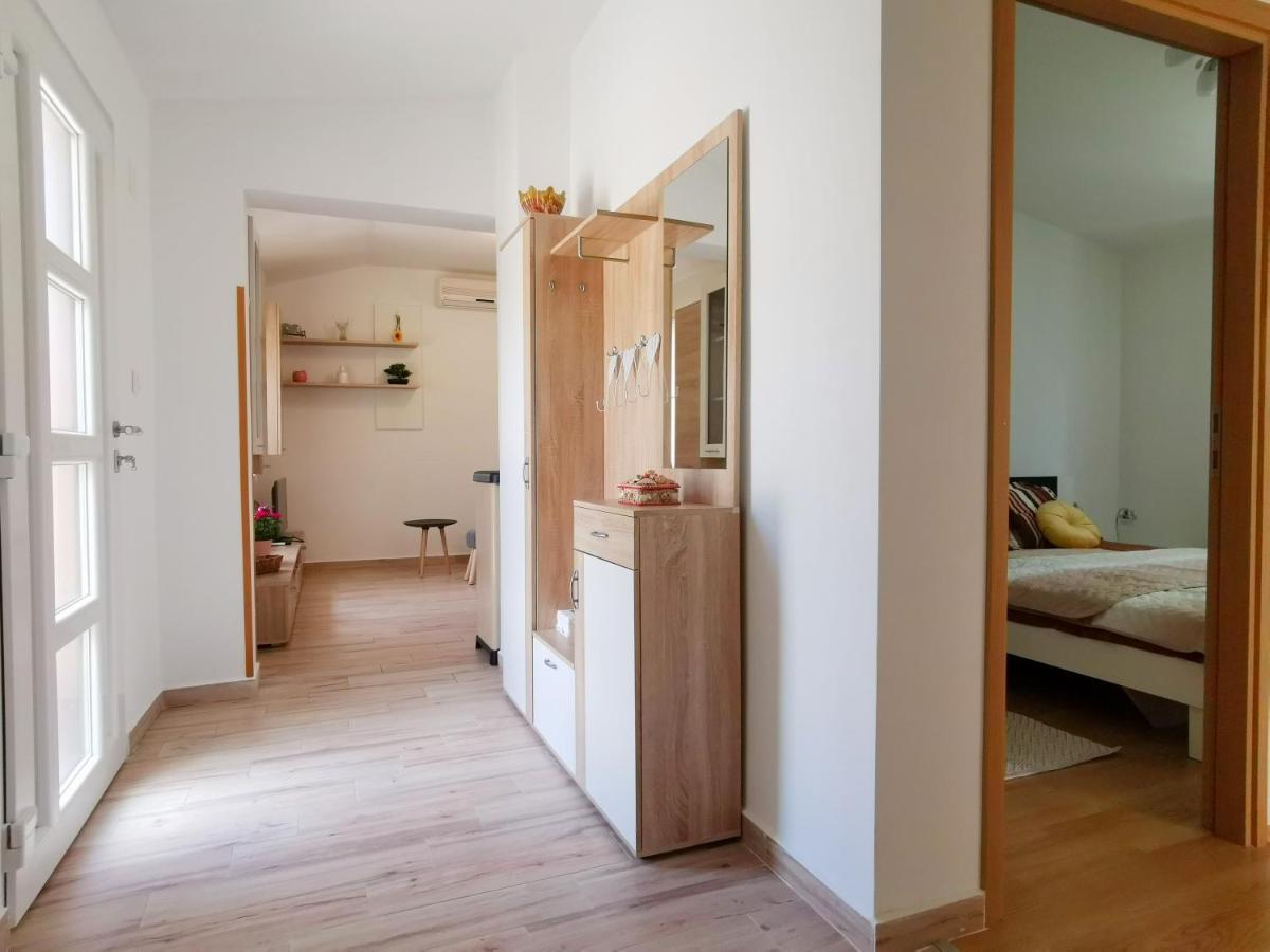 Holiday House Nela Labin  Bagian luar foto